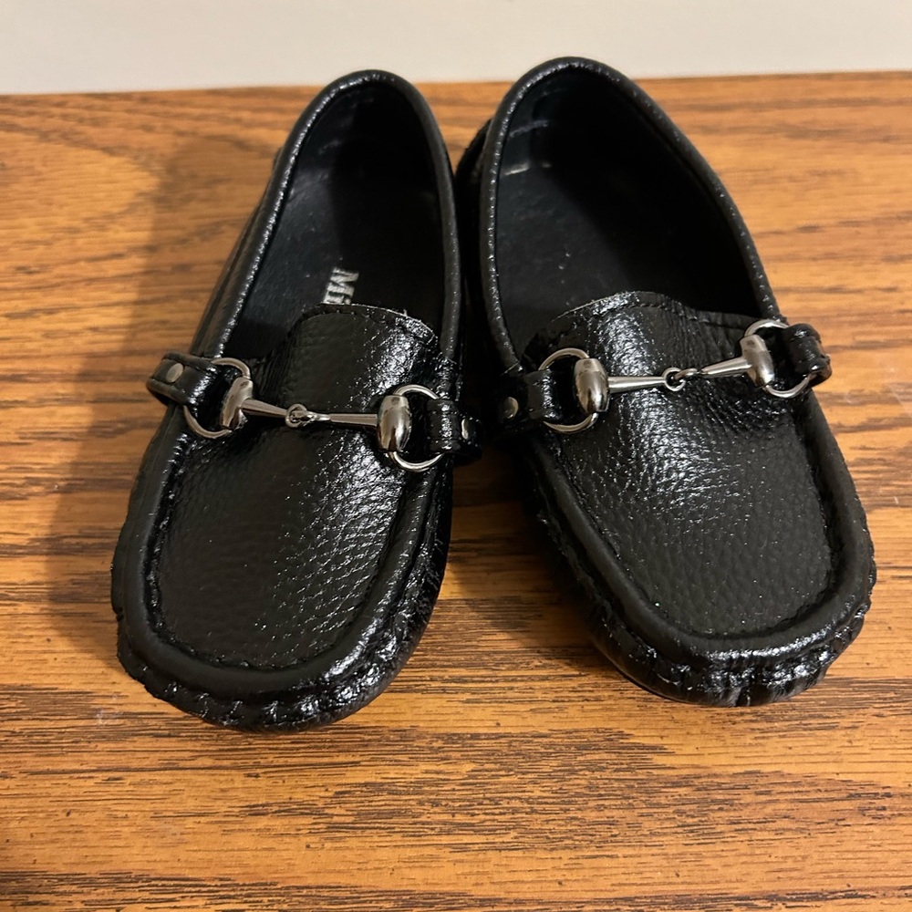 Minibella Black Slip-On Loafers Size 22 Or American Toddler Size 6-6.5